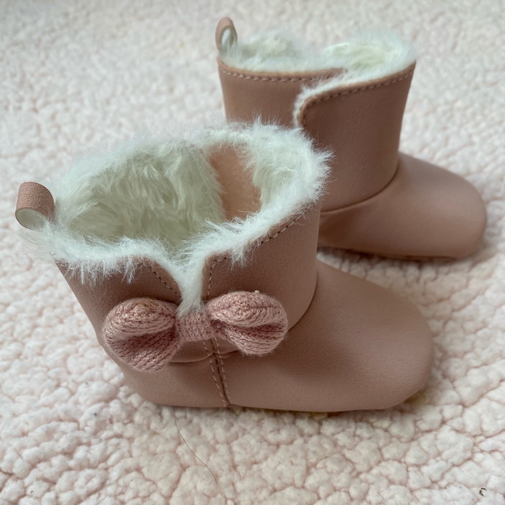 Shoes - Picture 2 of 4